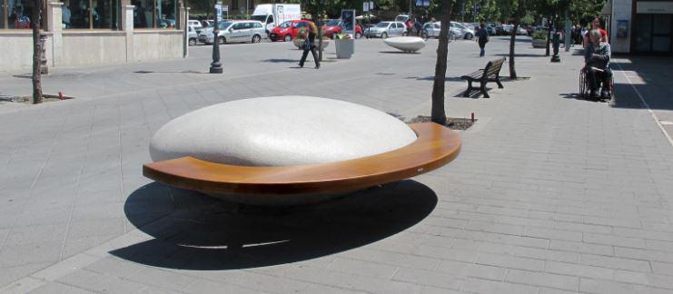 Spotlight: Moonstone park bench Spotlight: Moonstone park bench
