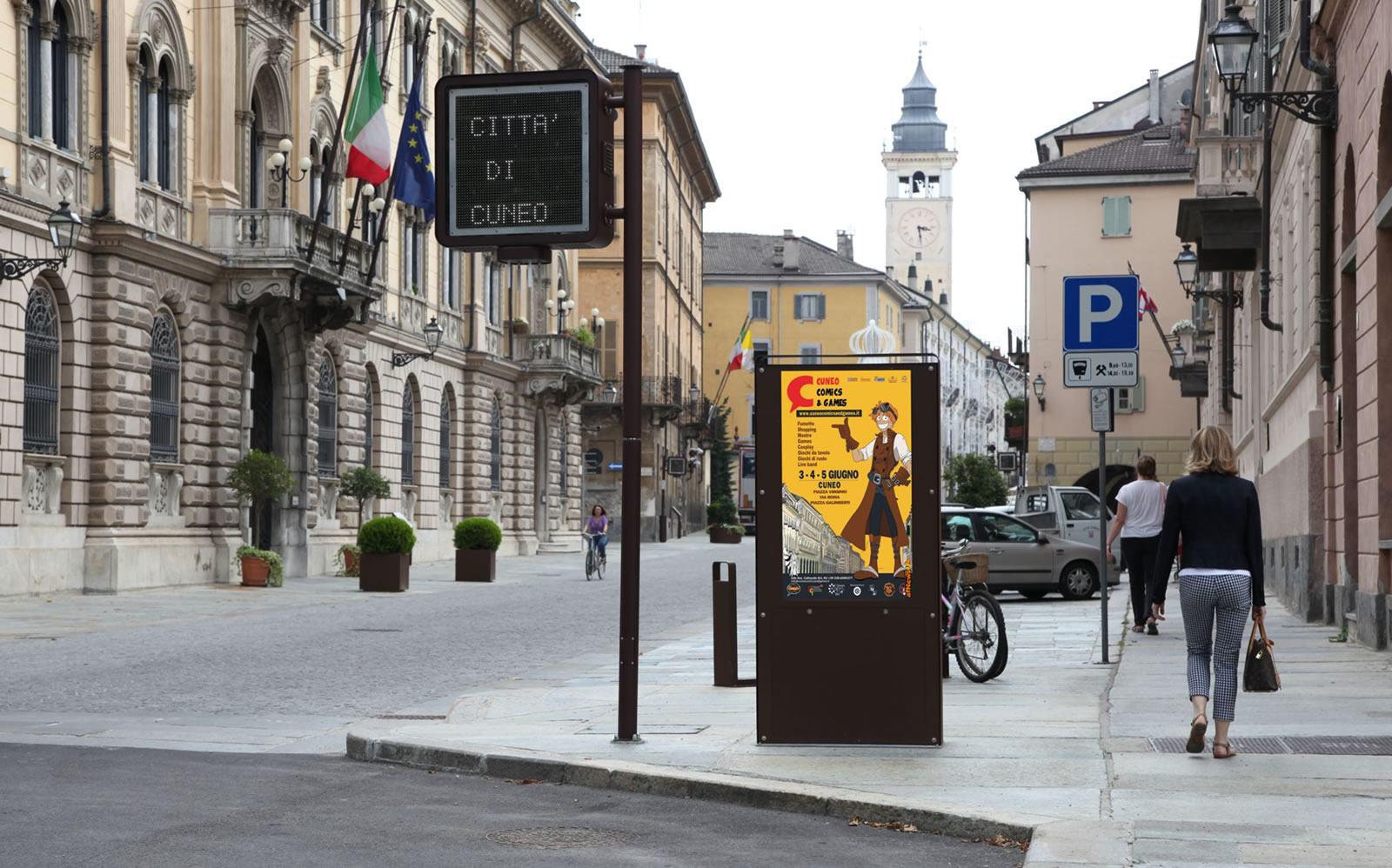 Stately style on the streets of Cuneo Stately style on the streets of Cuneo