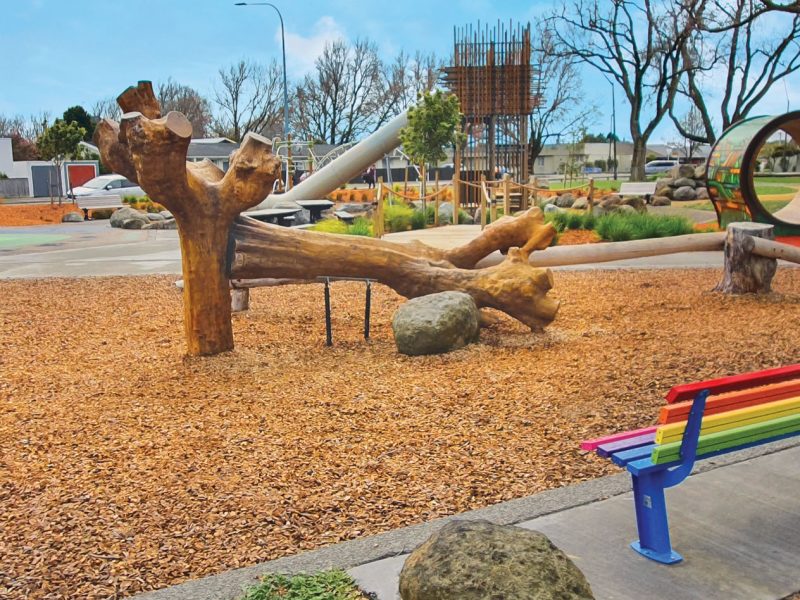 Milverton-Park--Kingsgrove-seats-&-Buddy-bench-with-playground-(5)