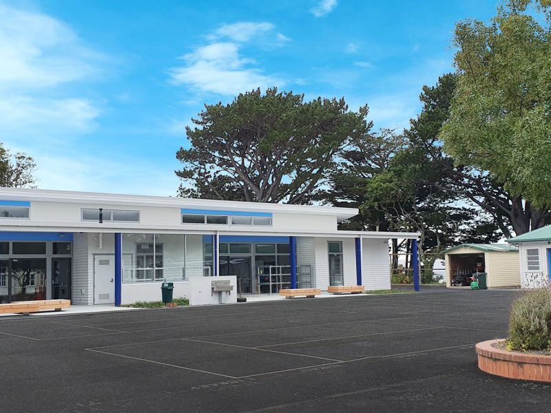 Te Awa School- Wgtn Liffiton Wide benches (6)