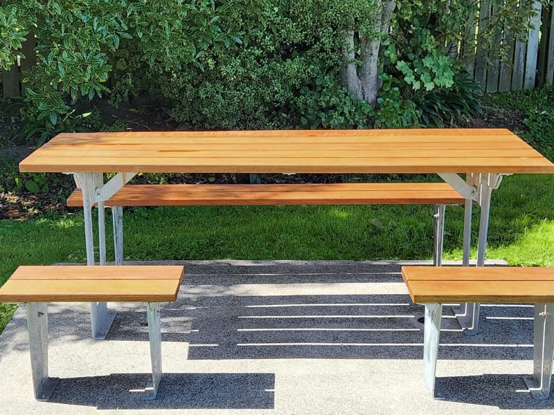 Karehana-Park---Porirua---Liffiton-Accessible-table-&-seats-(5)