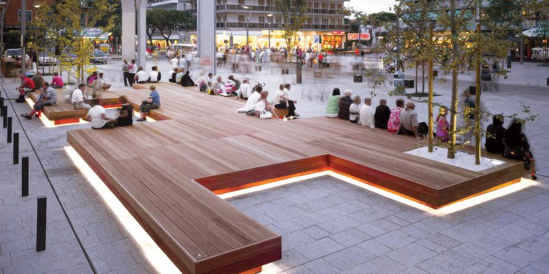 Urban Culture: Street Furniture Shaping Vibrant City Hotspots