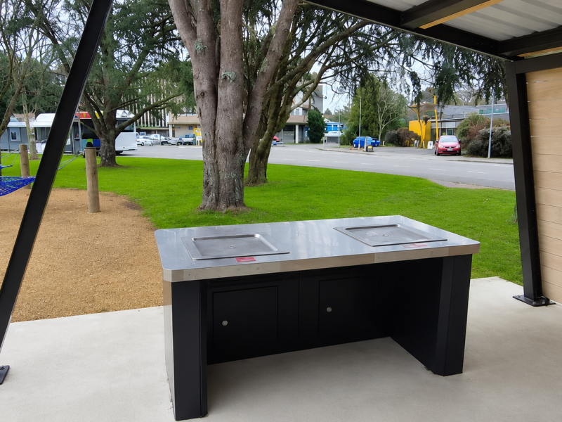 Massey Uni Neo Shelter, Contour BBQ, Modo Bin